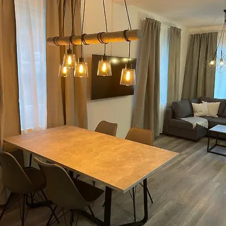 アパート Ferien Am Markt - Zweiundzwanzig クヴェードリンブルク